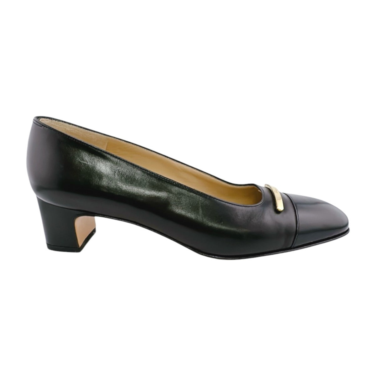 サルヴァトーレフェラガモ Salvatore Ferragamo パンプス
 パンプス FLORENCE カーフ ブラック 【H】
 【中古】