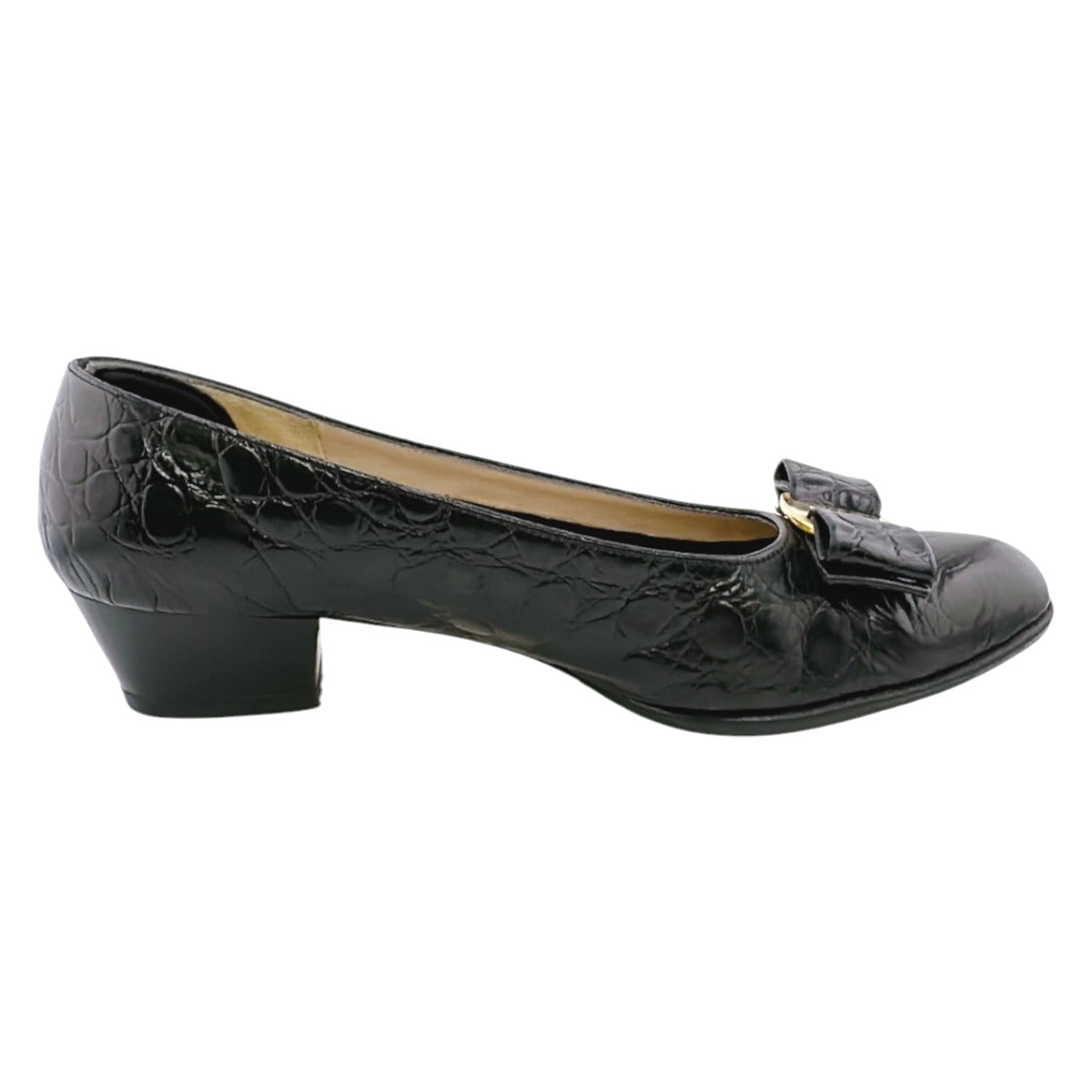 サルヴァトーレフェラガモ Salvatore Ferragamo パンプス
 パンプス リボン BOUTIQUE ブラック 【SS】
 【中古】