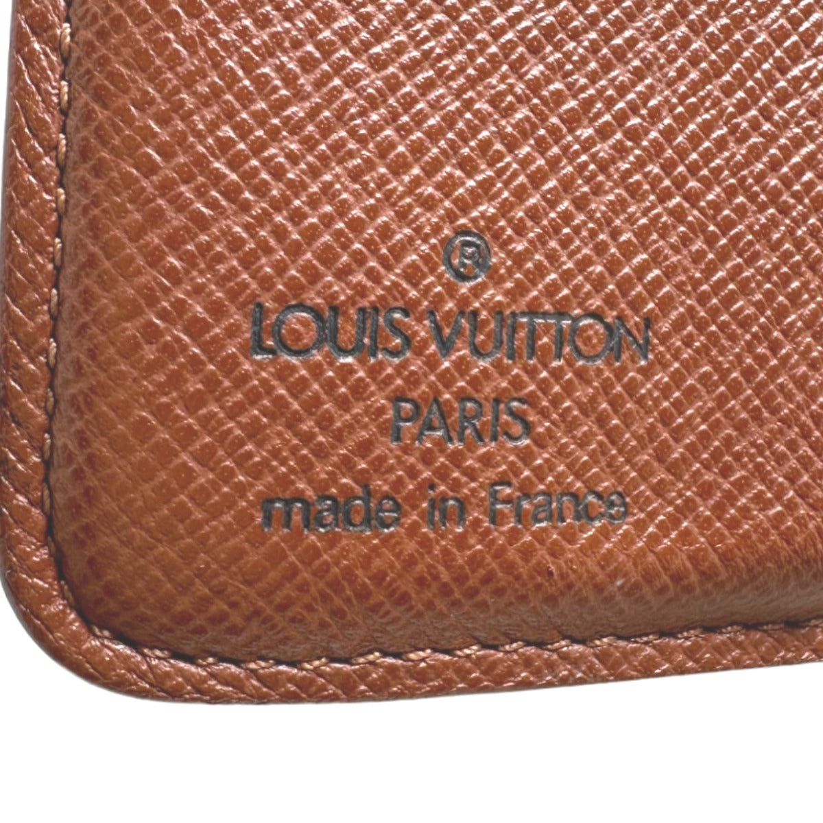 ルイヴィトン LOUIS VUITTON 二つ折り財布
 カード用ポケットファスナー付 モノグラム コンパクトジップ モノグラムキャンバス M61667 ブラウン LV
 【SS】
 【中古】