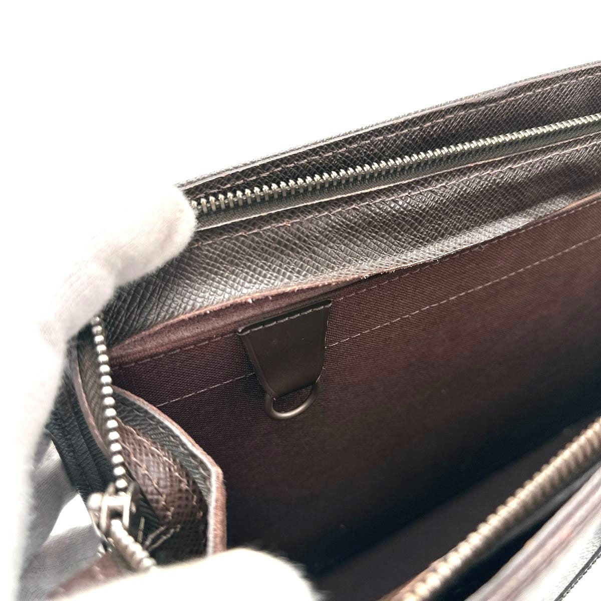 ルイヴィトン LOUIS VUITTON ビジネスバッグ
 ビジネスバッグ タイガ ポルトドキュマン・ロザン タイガ M30058 ブラウン LV
 【SS】
 【中古】