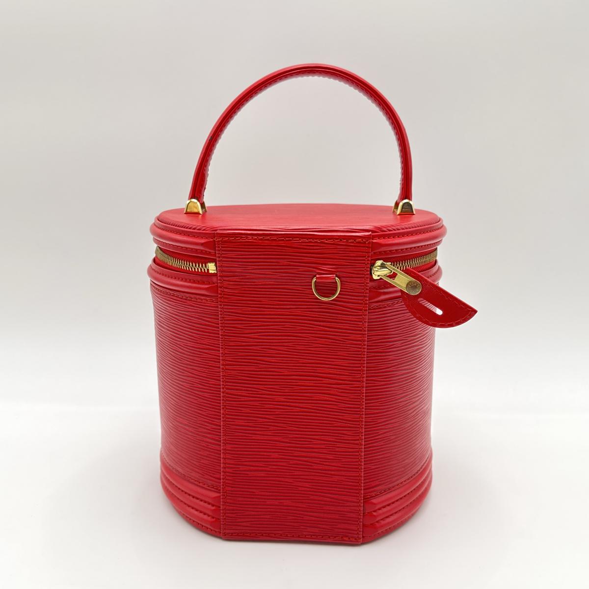 ルイヴィトン LOUIS VUITTON ハンドバッグ
 ハンドバッグ エピ カンヌ エピレザー M48037 カステリアンレッド LV
 【SS】
 【中古】