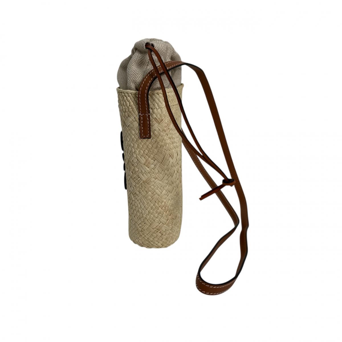 ロエベ LOEWE ショルダーバッグ
 クロスボディキャリー イラカヤシ&カーフ スクエアポケット カーフ ベージュ 【SS】
 【中古】