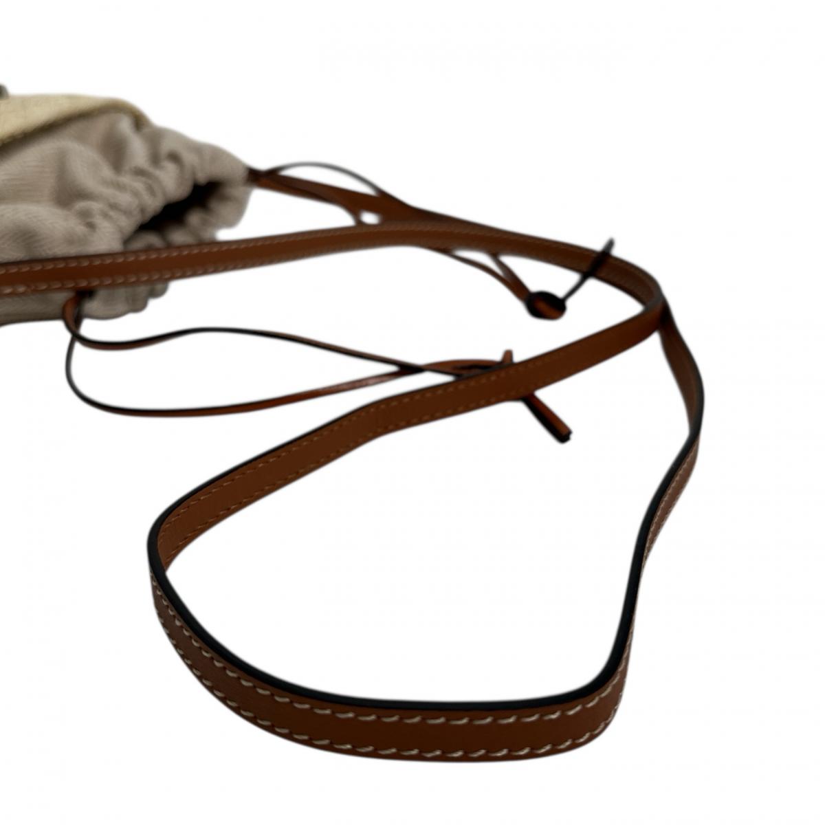 ロエベ LOEWE ショルダーバッグ
 クロスボディキャリー イラカヤシ&カーフ スクエアポケット カーフ ベージュ 【SS】
 【中古】