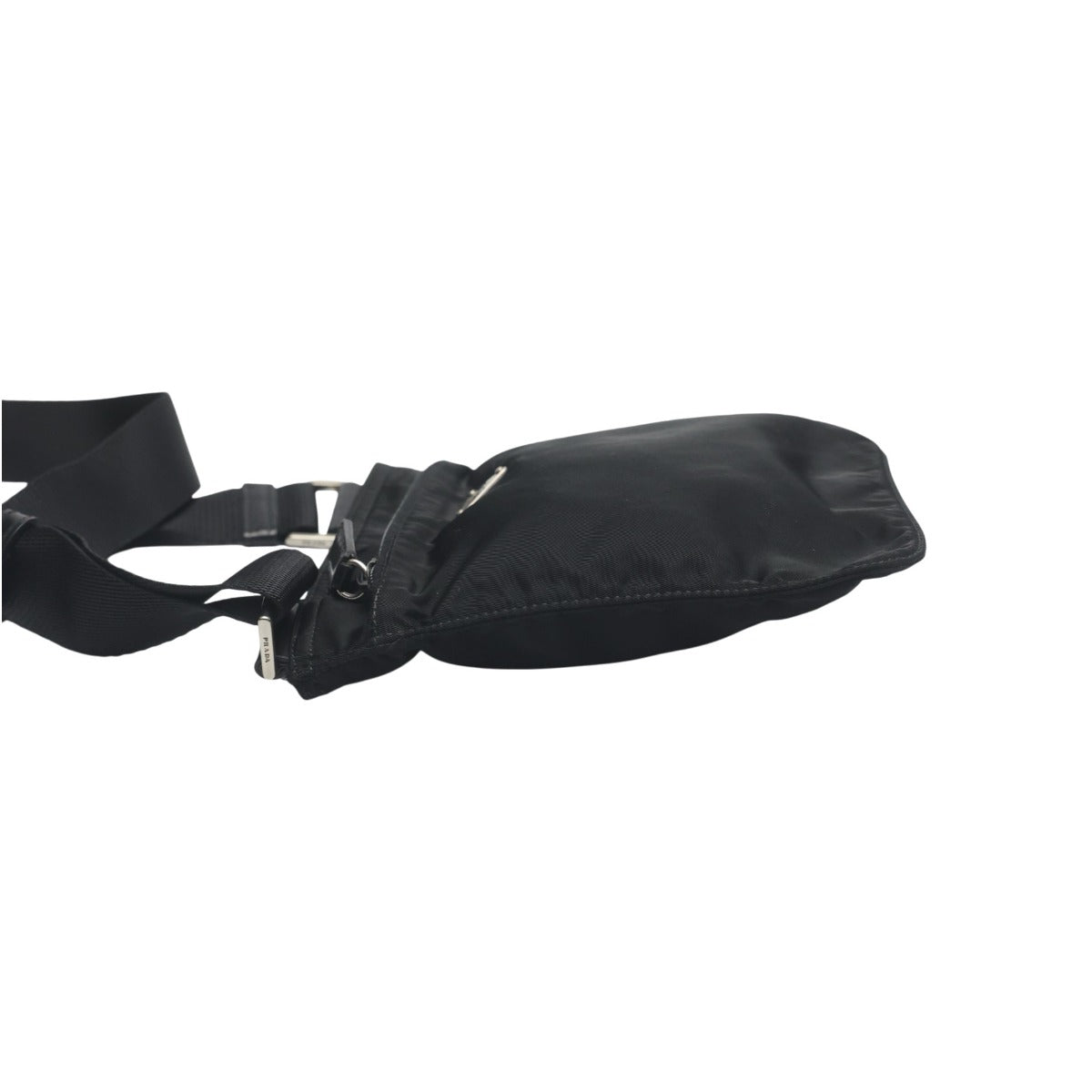 プラダ PRADA ショルダーバッグ
 ボディバッグ トライアングルロゴ ナイロン ブラック 【SS】
 【中古】