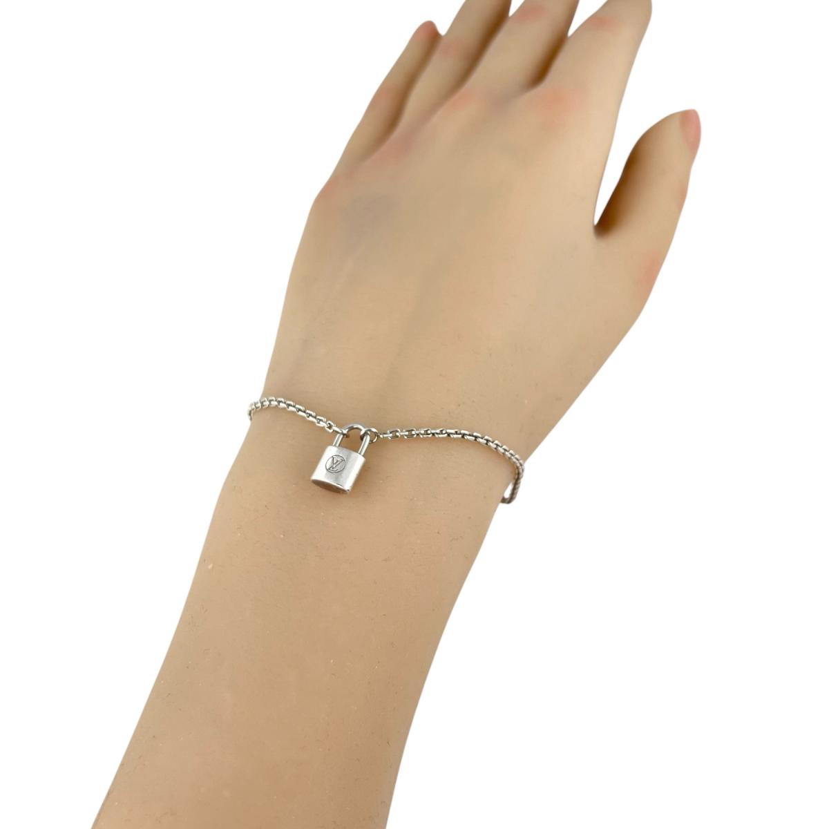 ルイヴィトン LOUIS VUITTON ブレスレット
 アクセサリー パドロック シルバー・ロックイット メタル Q95450 シルバー LV
 【SS】
 【中古】