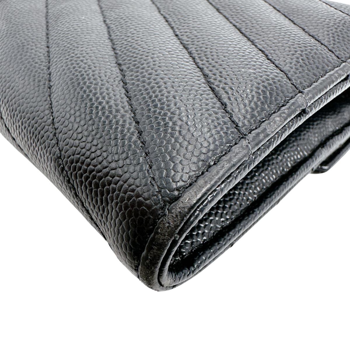 サンローラン SAINT LAURENT 長財布
 長財布 カサンドラ ボタン式 レザー ブラック 【SS】
 【中古】