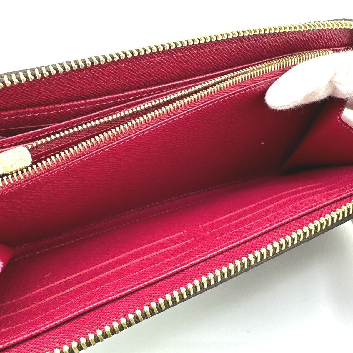 ルイヴィトン LOUIS VUITTON 長財布
 ラウンドファスナー モノグラム ジッピーウォレット モノグラムキャンバス M42616 ブラウン LV
 【中古】