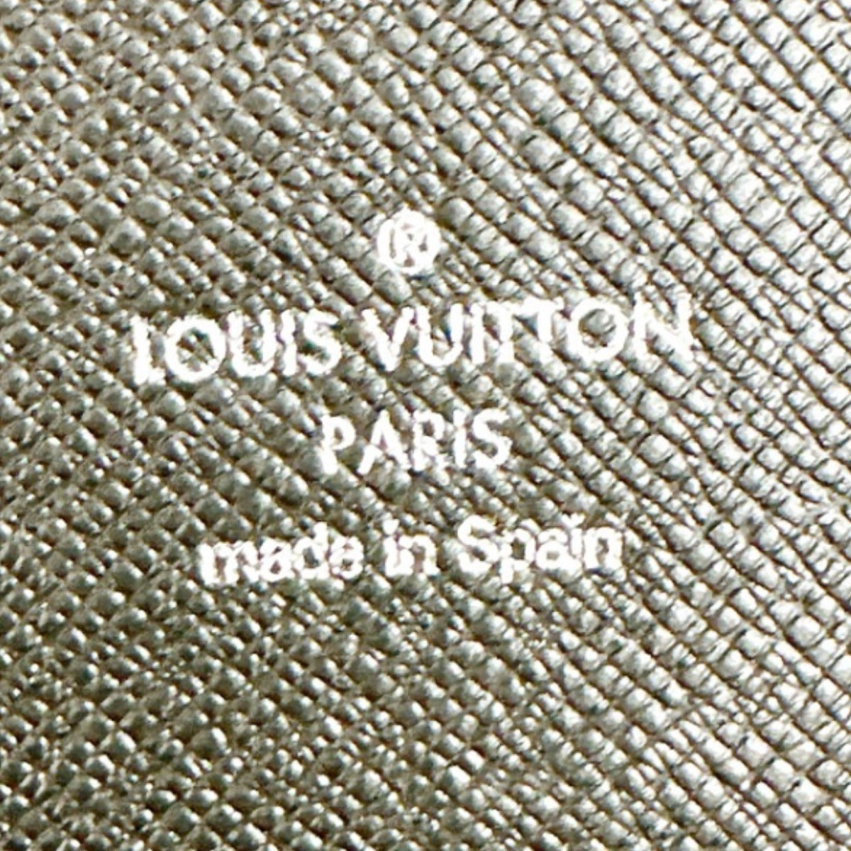 ルイヴィトン LOUIS VUITTON 長財布
 ラウンドファスナー ダミエ グラフィット ジッピーオーガナイザー ダミエグラフィットキャンバス N63077 ブラック LV
 【SS】
 【中古】