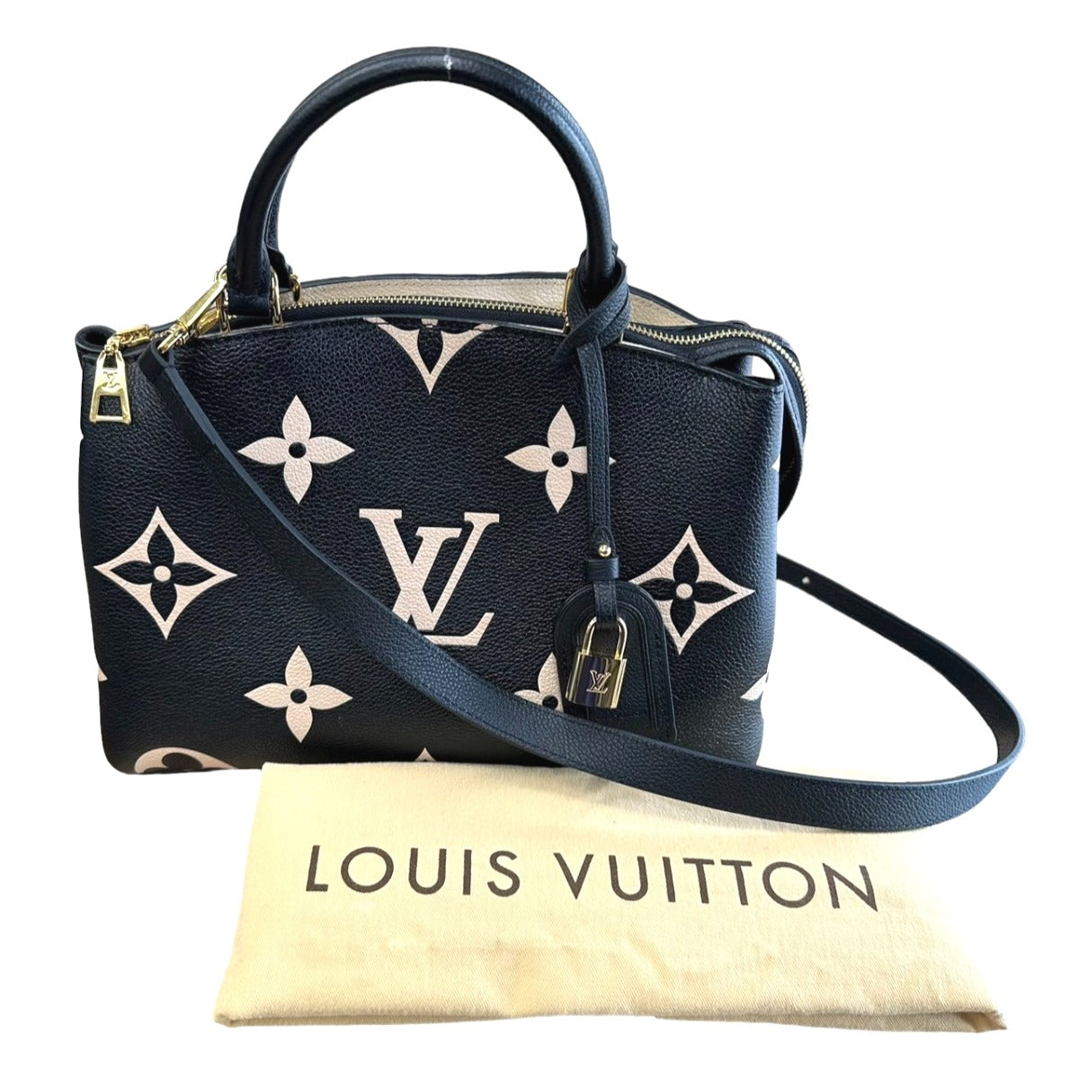 ルイヴィトン LOUIS VUITTON ショルダーバッグ
 2WAYバッグ アンプラント プティ・パレPM モノグラムアンプラント M58913 ブラック LV
 【SS】
 【中古】