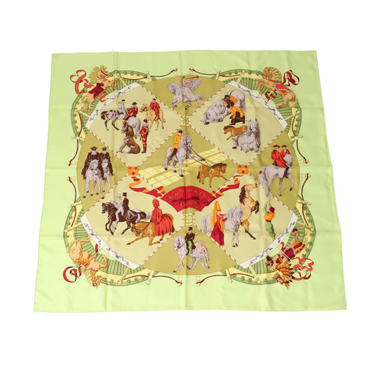 エルメス HERMES スカーフ
 ストール シャンティイ城馬の博物館 カレ90 シルク 黄緑 【SS】
 【中古】