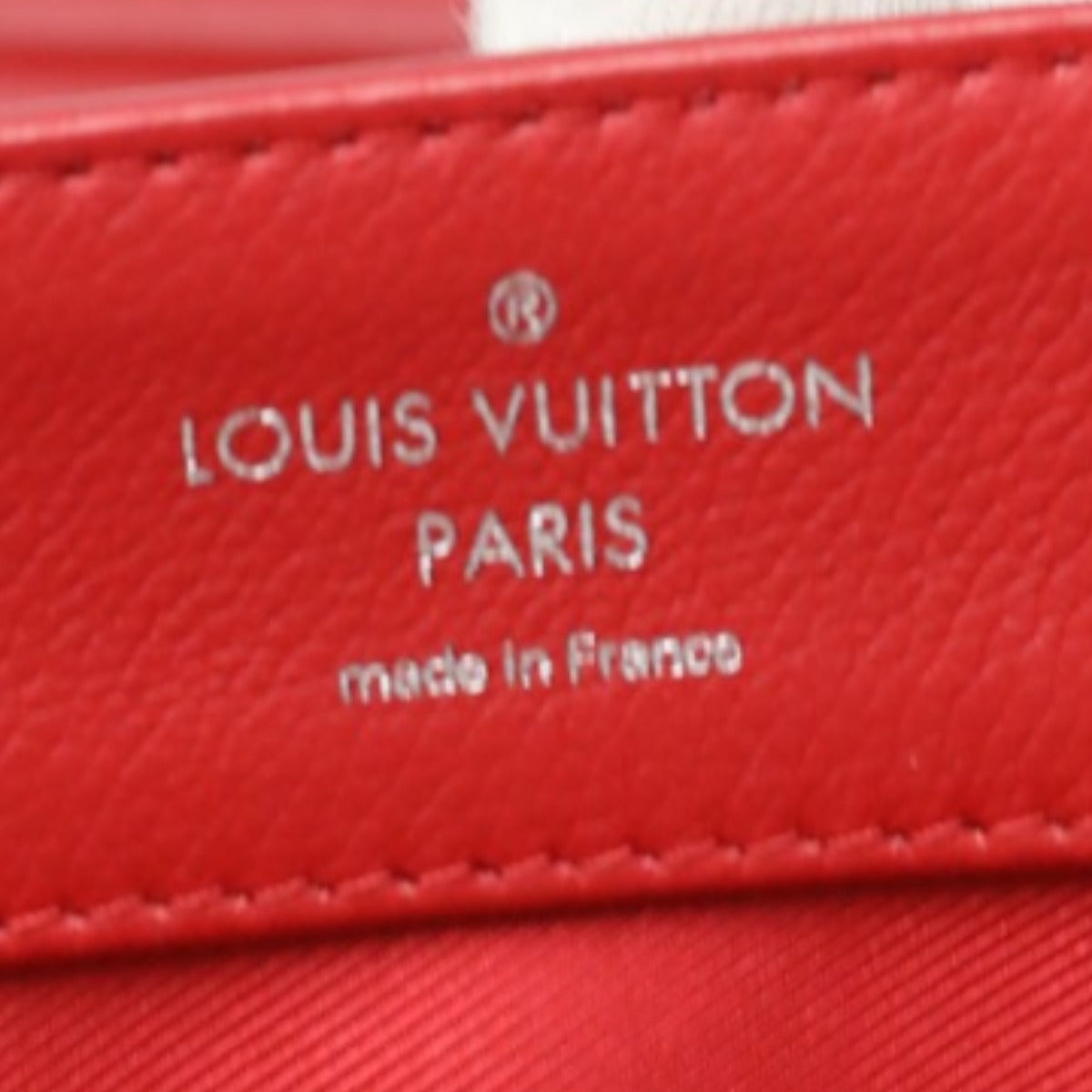 ルイヴィトン LOUIS VUITTON ショルダーバッグ
 ハンドバッグ カーフ ロックミーⅡ グレインカーフレザー M50363 ルビー LV
 【SS】
 【中古】