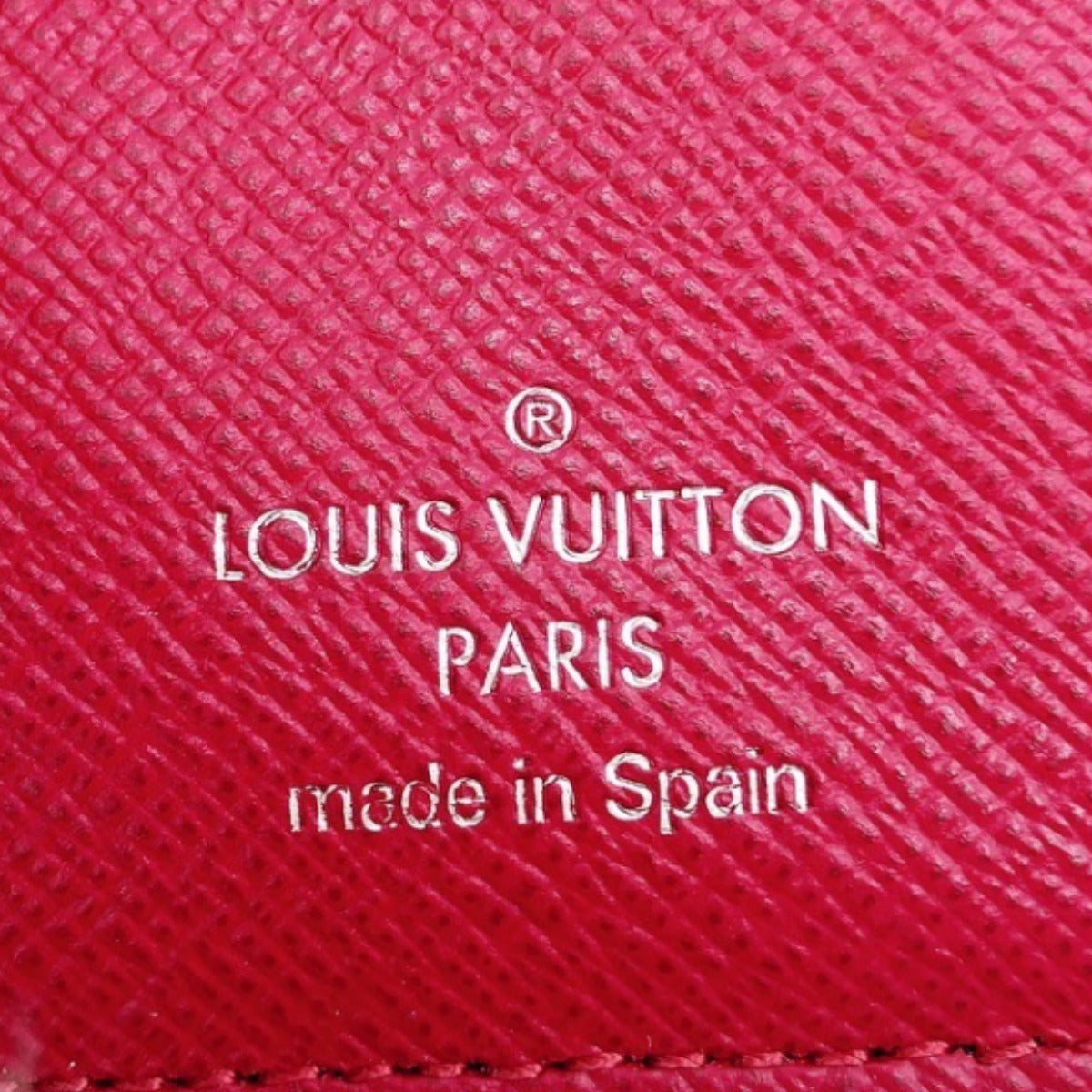 ルイヴィトン LOUIS VUITTON 三つ折り財布
 ポルトフォイユ・マリール コンパクト モノグラム 小銭入れ付き モノグラムキャンバス M60494 フューシャ LV
 【SS】
 【中古】