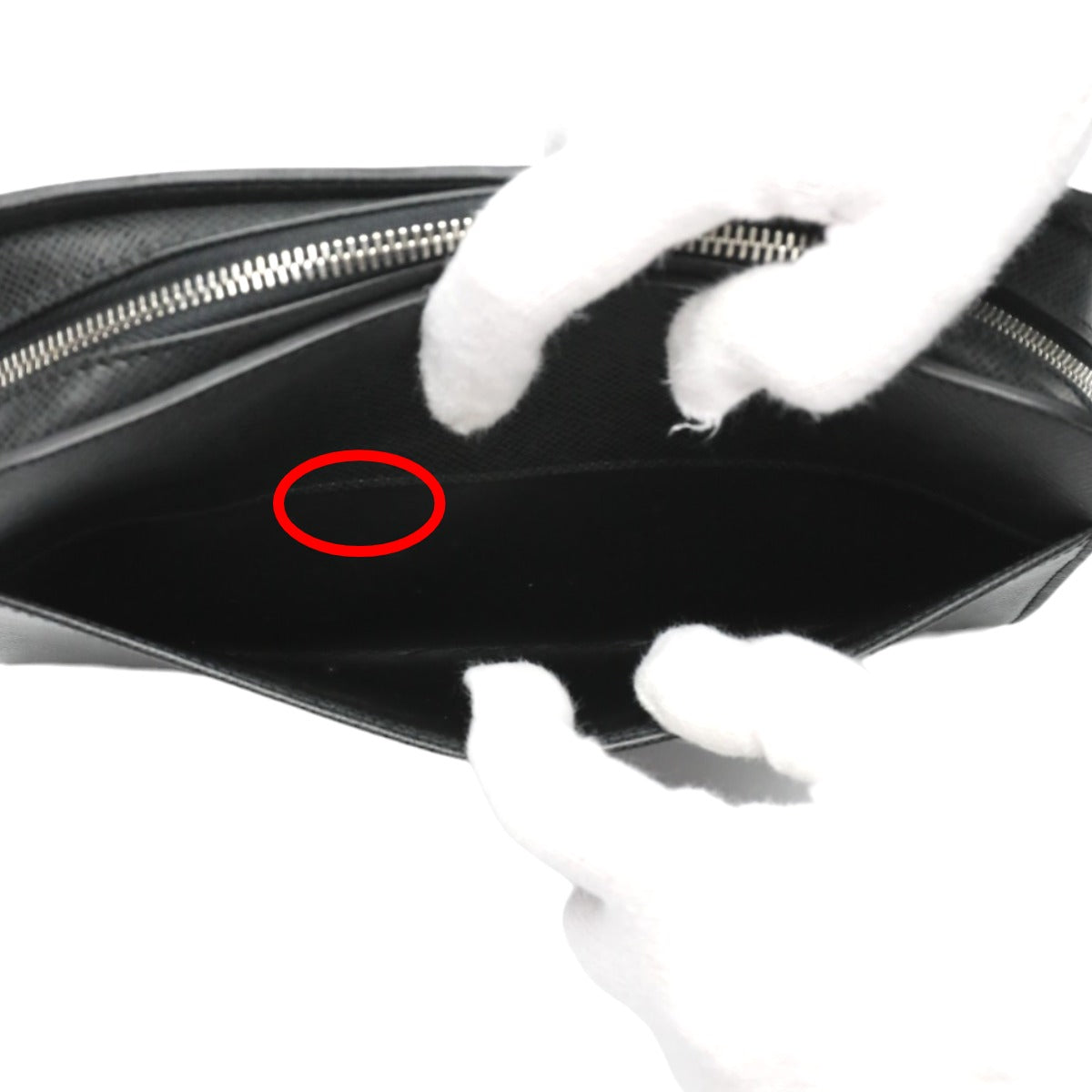 ルイヴィトン LOUIS VUITTON セカンドバッグ
 セカンドバッグ タイガ バイカル アルドワーズ タイガ M30182 ブラック LV
 【SS】
 【中古】