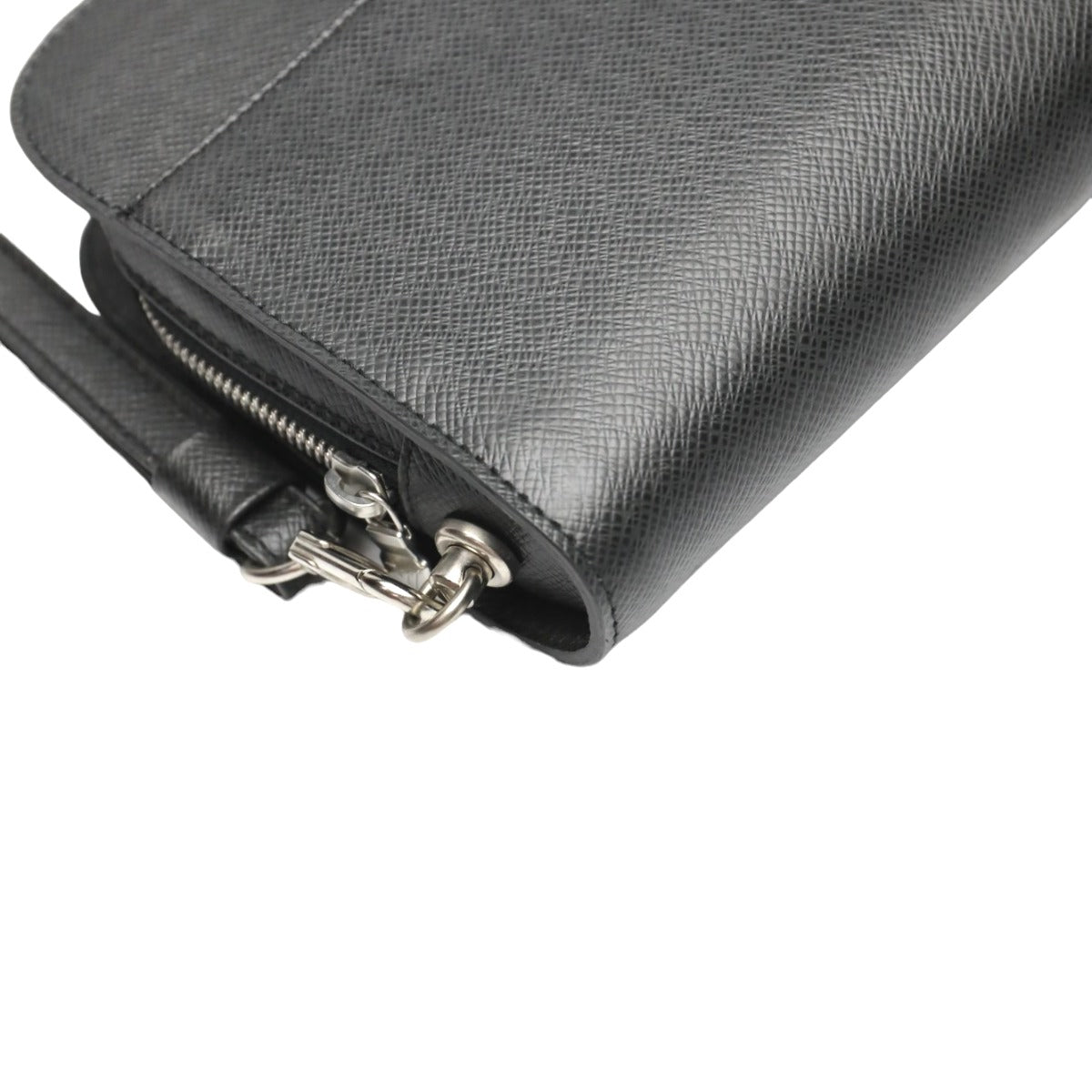 ルイヴィトン LOUIS VUITTON セカンドバッグ
 セカンドバッグ タイガ バイカル アルドワーズ タイガ M30182 ブラック LV
 【SS】
 【中古】