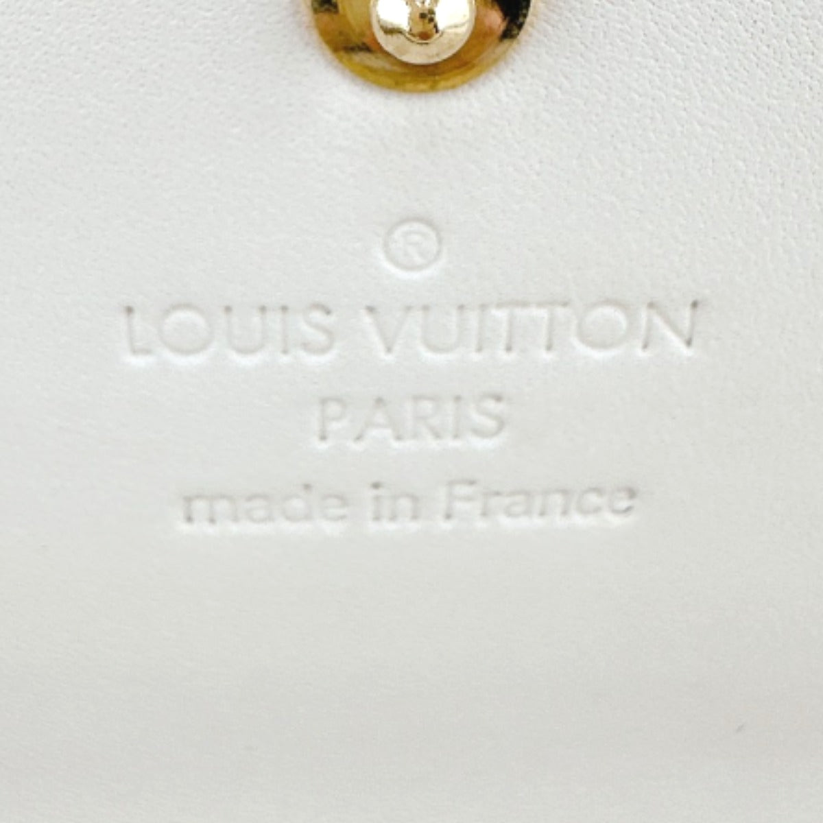 ルイヴィトン LOUIS VUITTON 長財布
 ファスナー付き長財布 ヴェルニ ポシェット・ポルトモネ クレディ ペルル モノグラムヴェルニ M91382 クリームホワイト LV
 【SS】
 【中古】