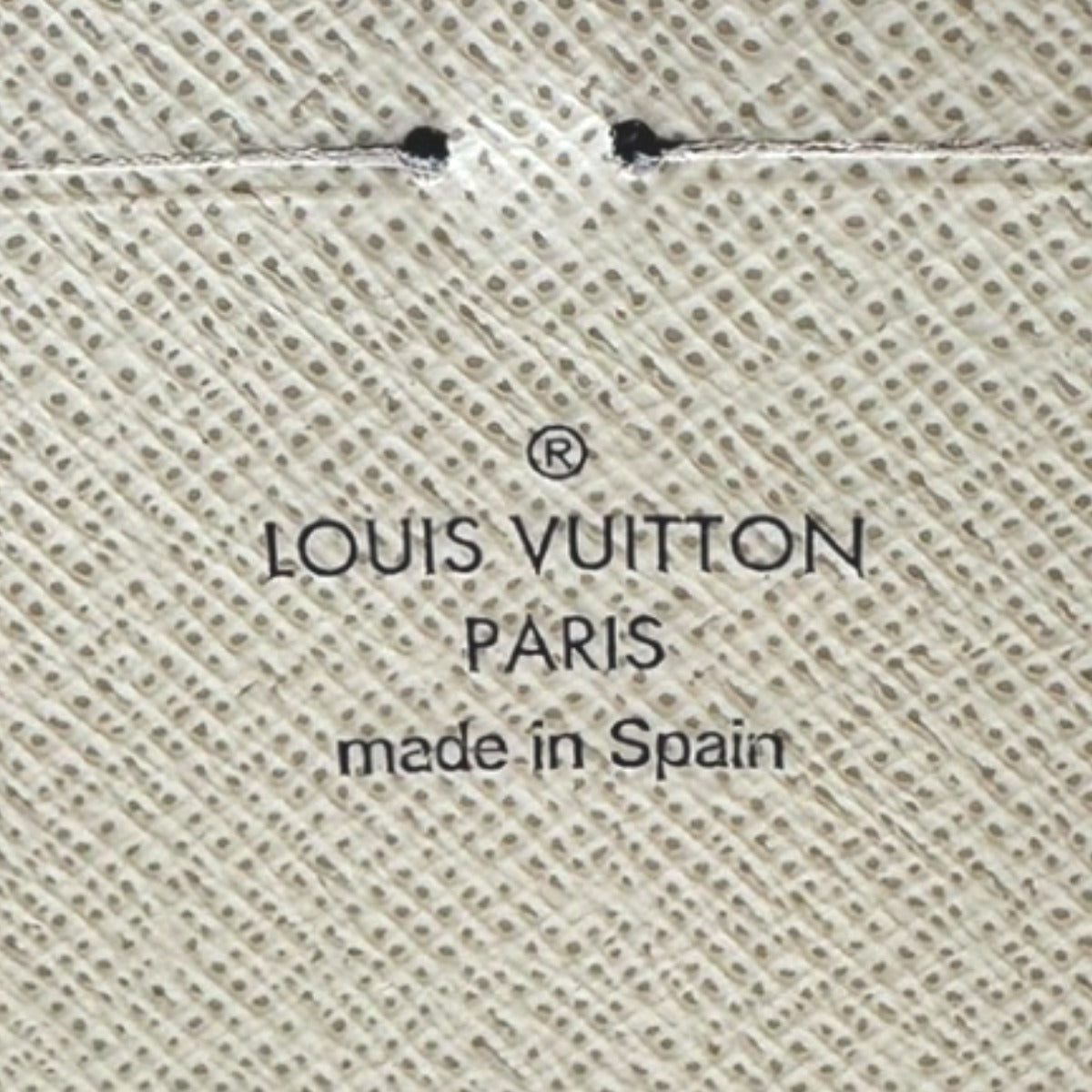 ルイヴィトン LOUIS VUITTON 長財布
 ラウンドファスナー アズール ジッピー・ウォレット ダミエアズールキャンバス N60019 ホワイト LV
 【SS】
 【中古】