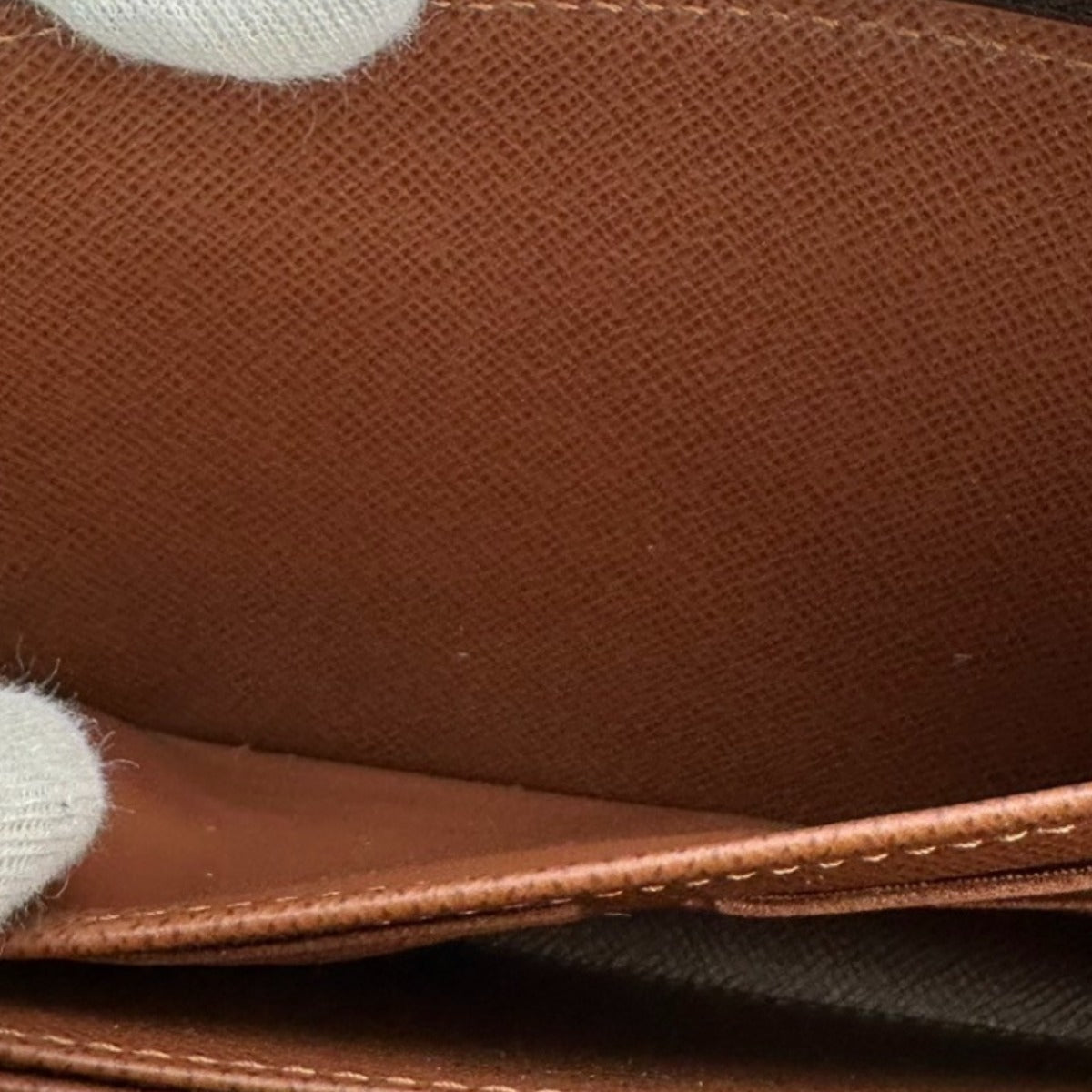 ルイヴィトン LOUIS VUITTON 長財布
 ラウンドファスナー モノグラム ジッピーウォレット モノグラムキャンバス M42616 ブラウン LV
 【SS】
 【中古】