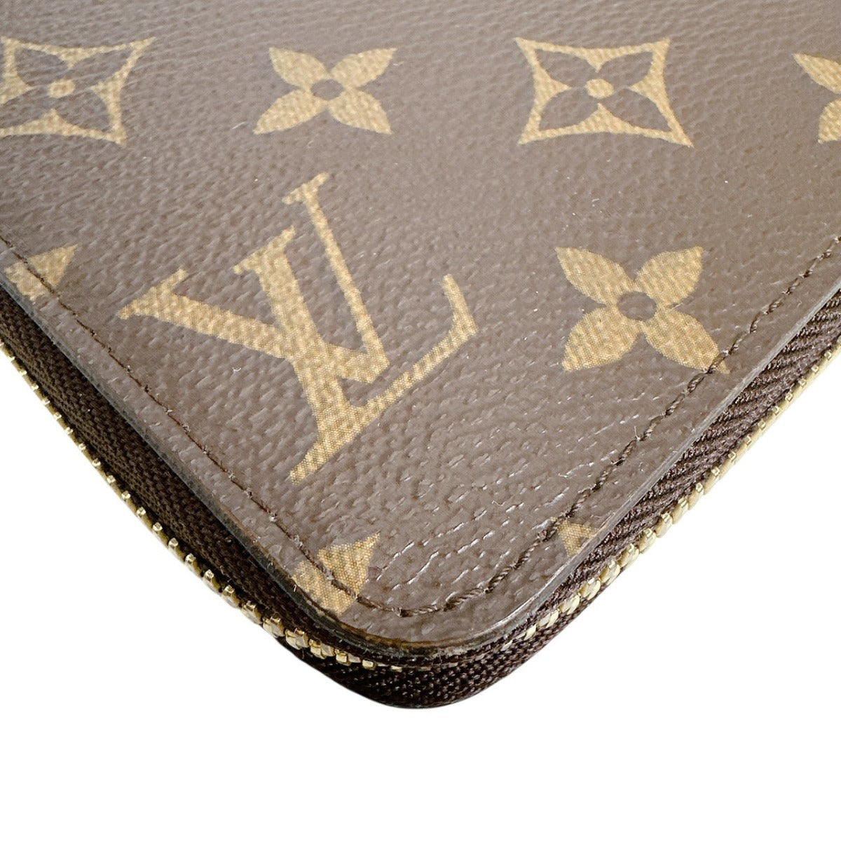 ルイヴィトン LOUIS VUITTON 長財布
 ラウンドファスナー モノグラム ジッピーウォレット モノグラムキャンバス M42616 ブラウン LV
 【SS】
 【中古】